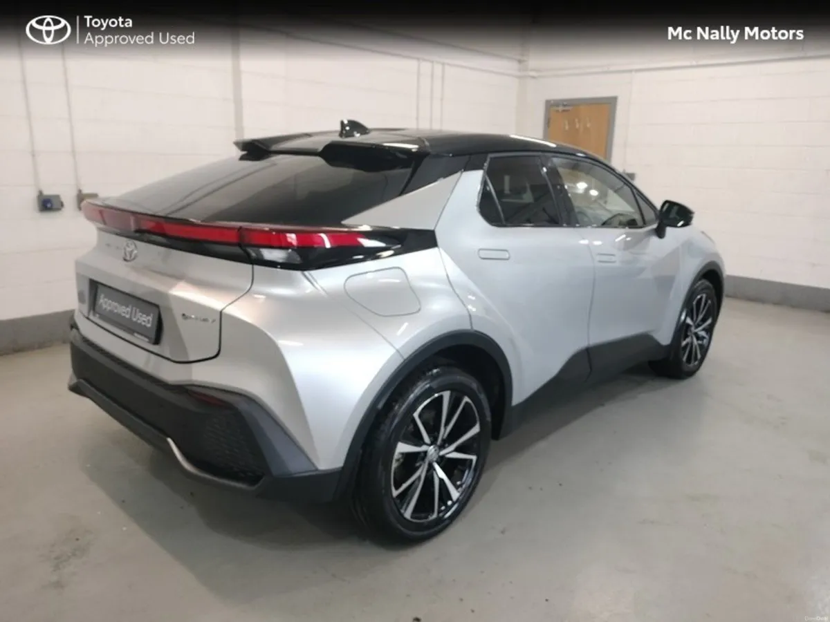 Toyota C-HR 242 PHEV SPORT+ PLUG IN HYBRID LOW KMS - Image 3