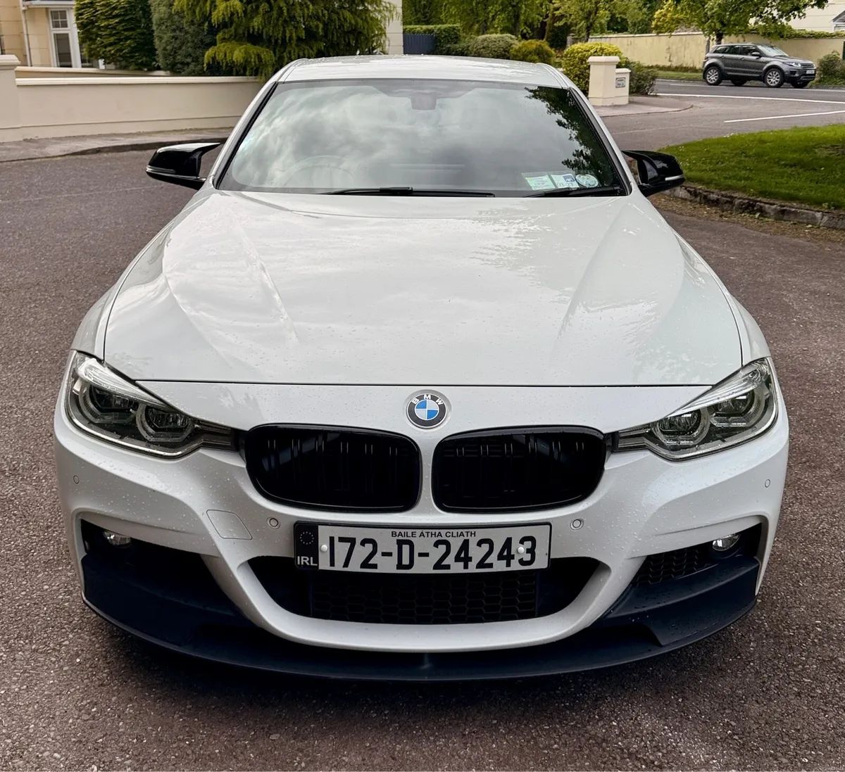 BMW 330e M Sport with Red interior !! - Image 2
