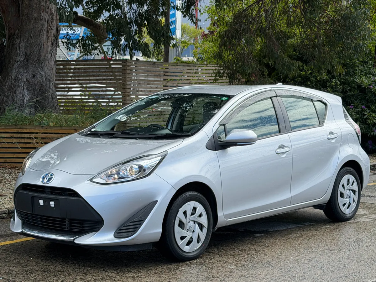 2020 TOYOTA AQUA - Image 2