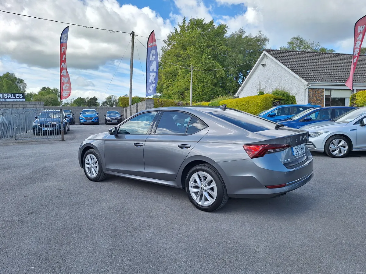 Skoda Octavia 2.0Tdi *High Spec/Camera/App Connect - Image 4