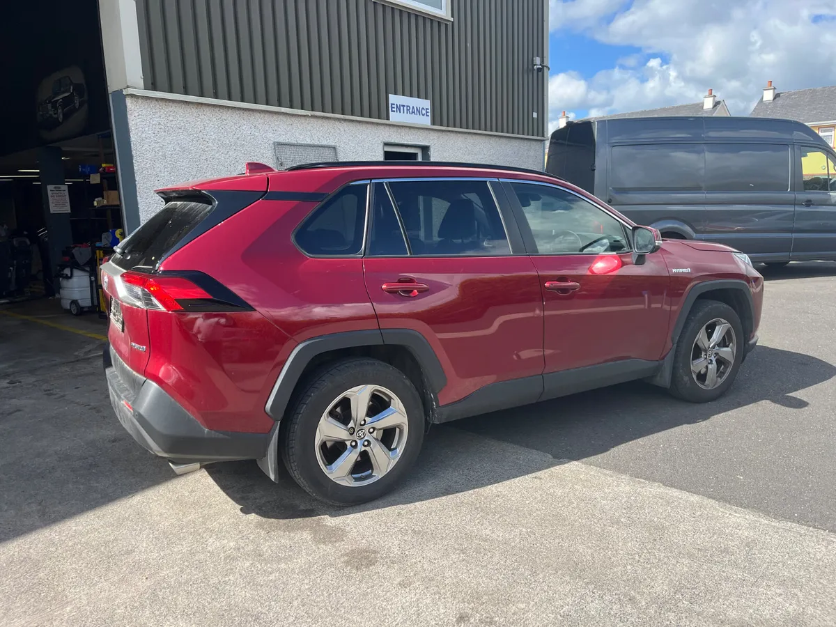 Toyota RAV4 2021**High Spec** - Image 4