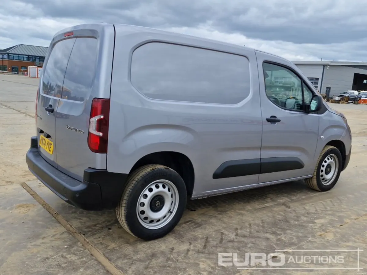 2024 Citreon Berlingo - Image 2