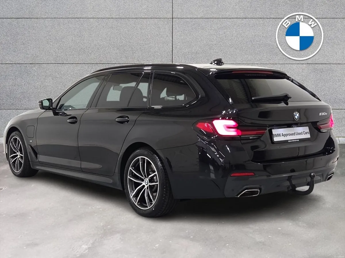 BMW 5-Series 530e M Sport Touring - Image 3