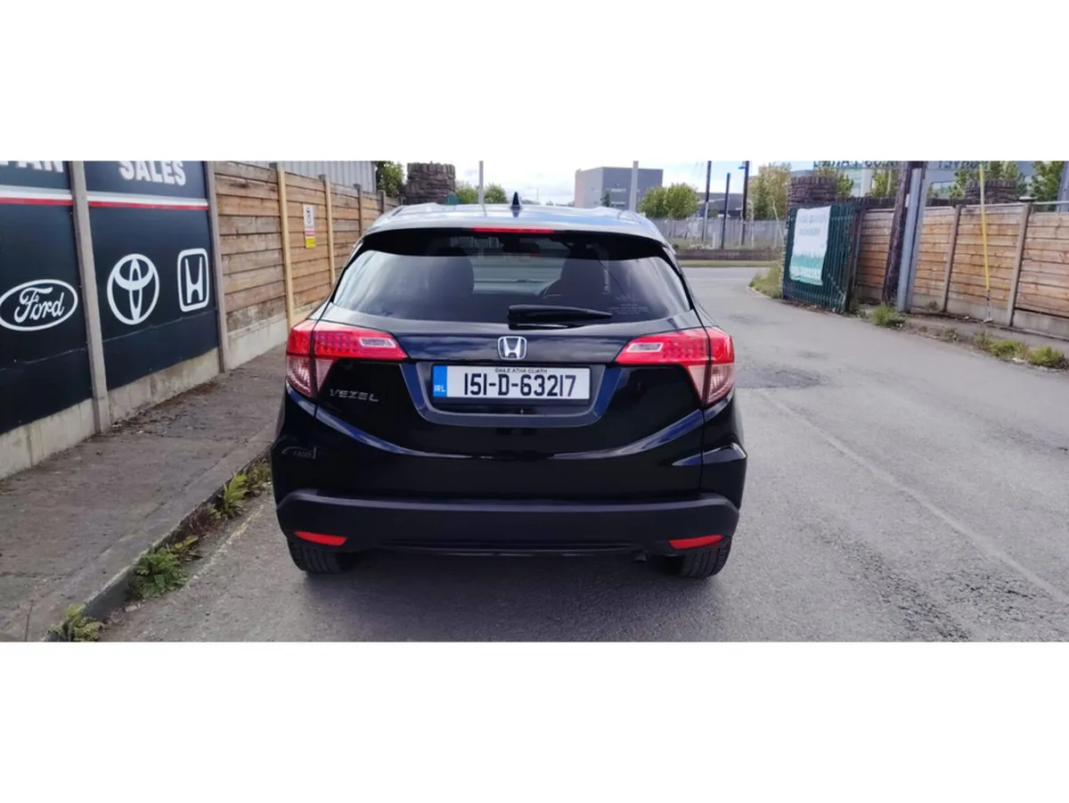 Honda Vezel DBA-RU1 5DR AUTO - Image 4