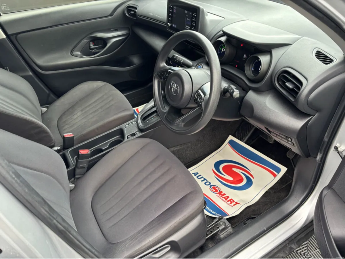 Toyota Yaris Cross Toyota yaris cross 1.5 self cha - Image 4
