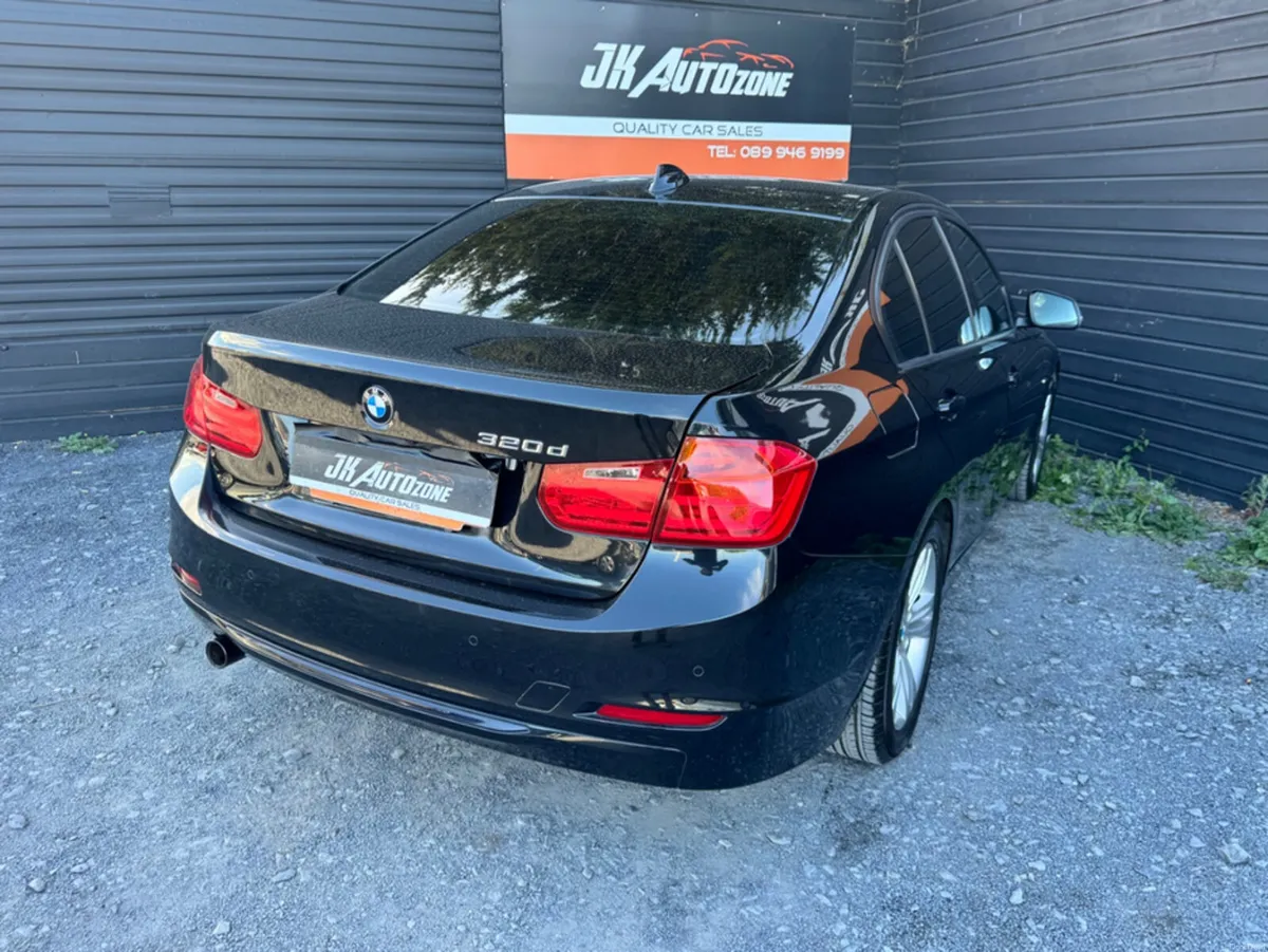 BMW 3-Series 2.0D SPORT AUTO - Image 4