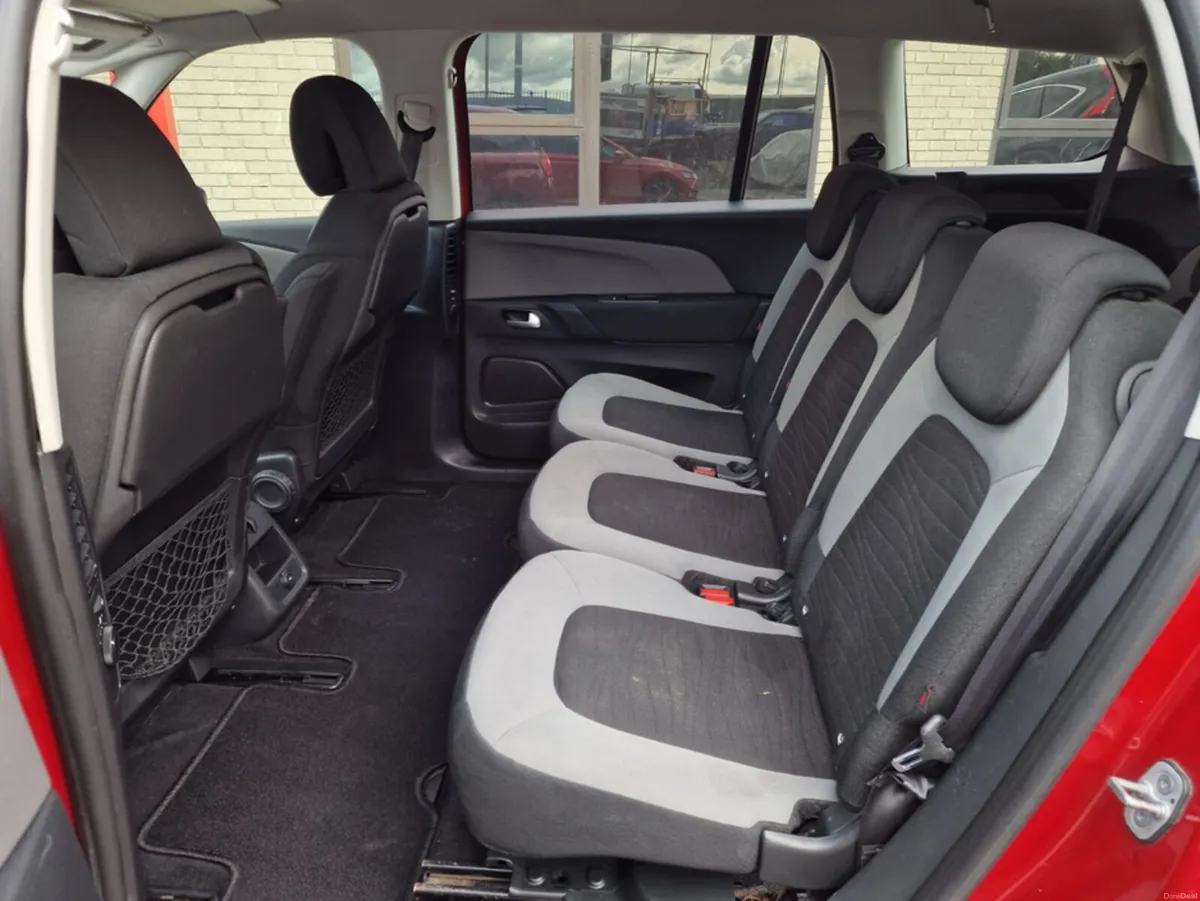 Citroen Grand C4 Picasso 1.6 HDI VTR + BL BLUEHDI - Image 3