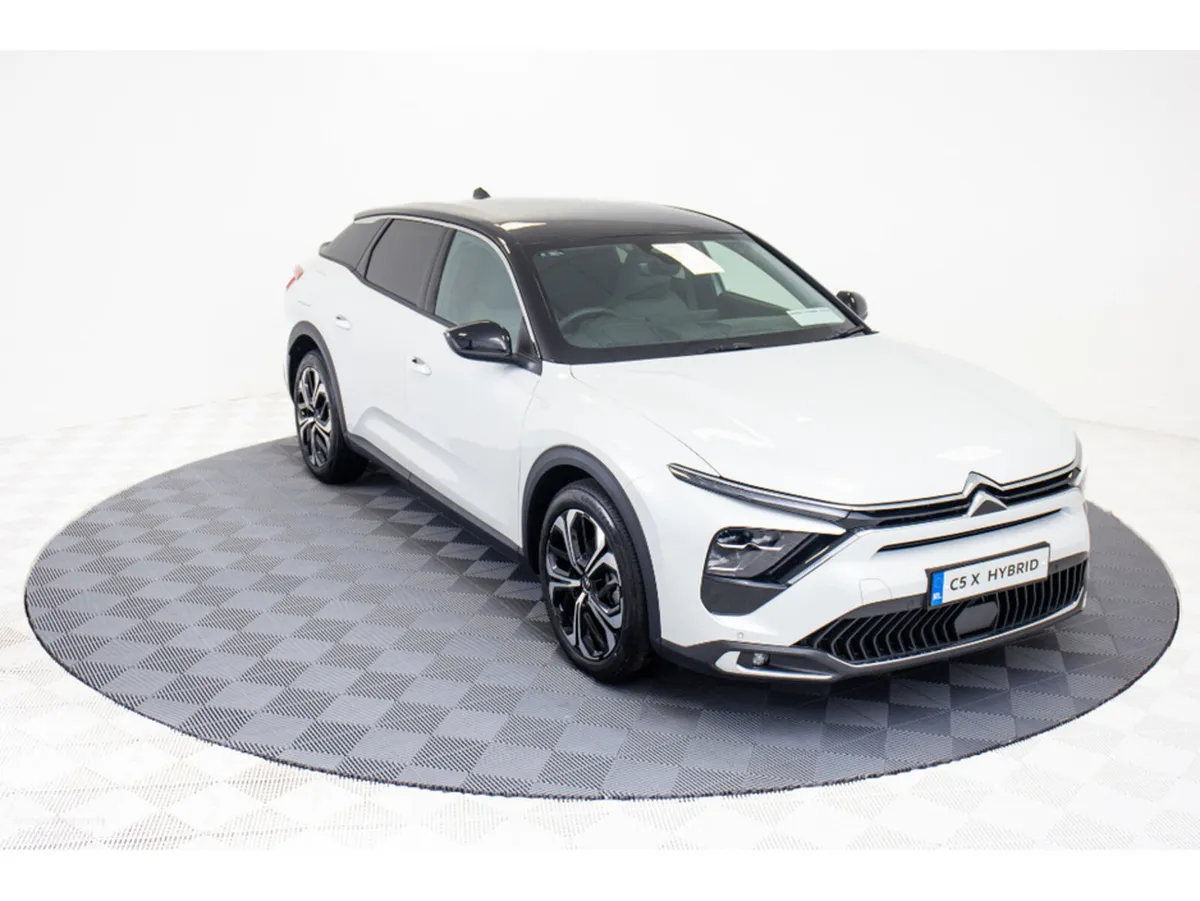Citroen C5 X PLUS 1.2 Petrol Hybrid Auto 145HP - Image 1