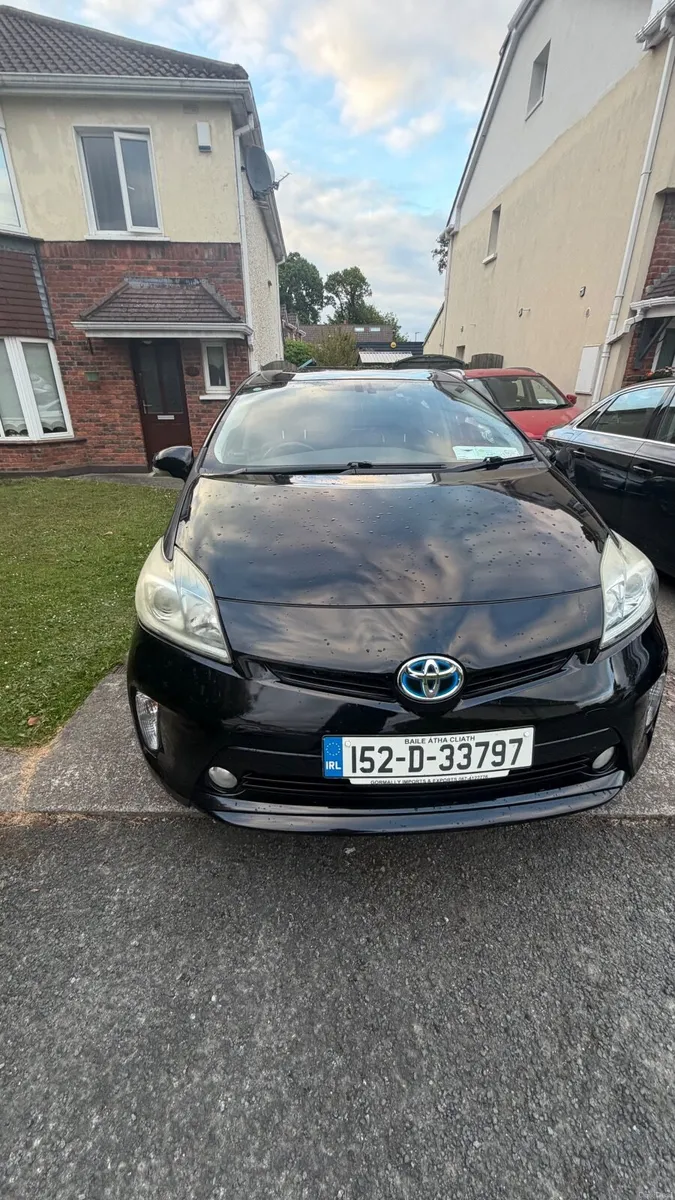 Toyota Prius 2015 - Image 1