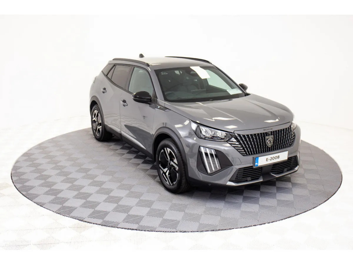Peugeot 2008 E-Allure 54kWh 155HP - 400km+ range, - Image 1