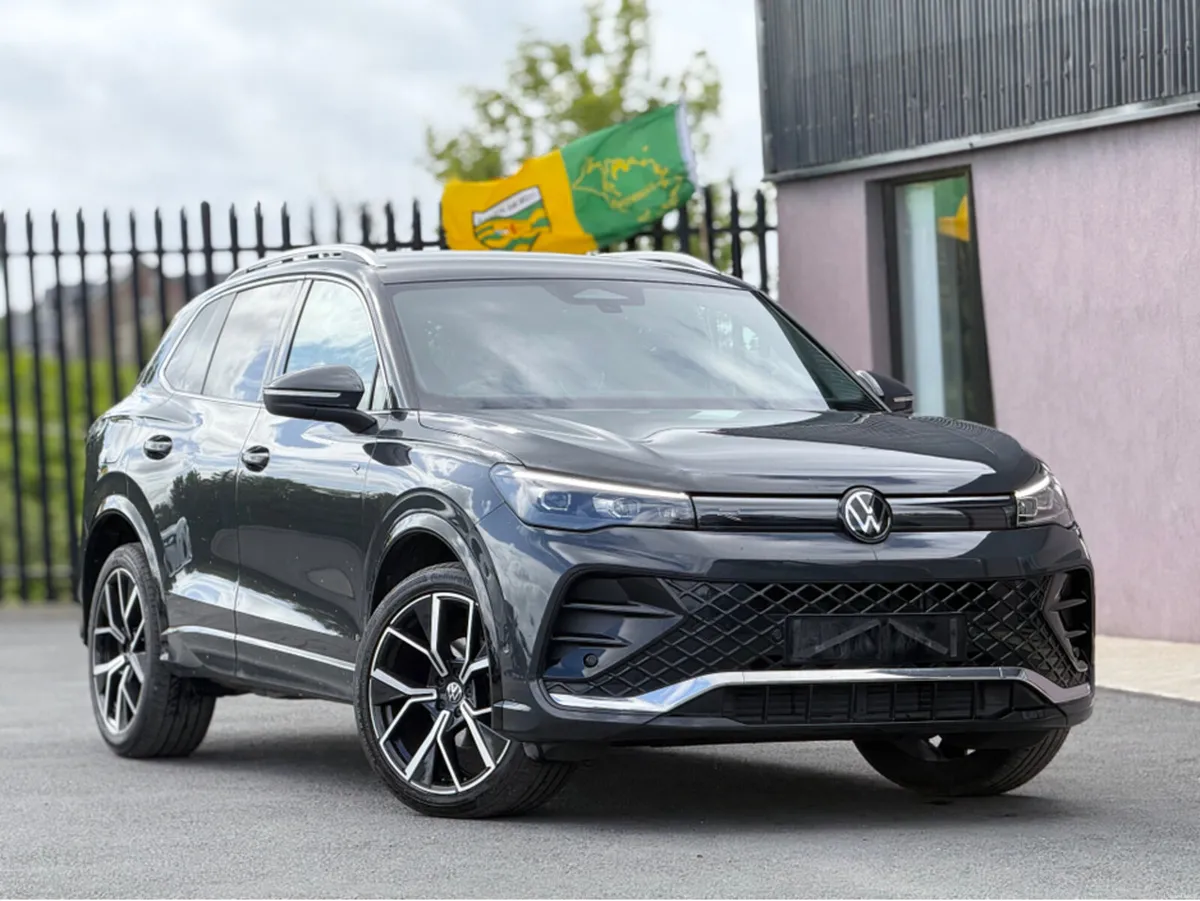 Volkswagen Tiguan R-LINE ETSI S-A TSI DSG - Image 1