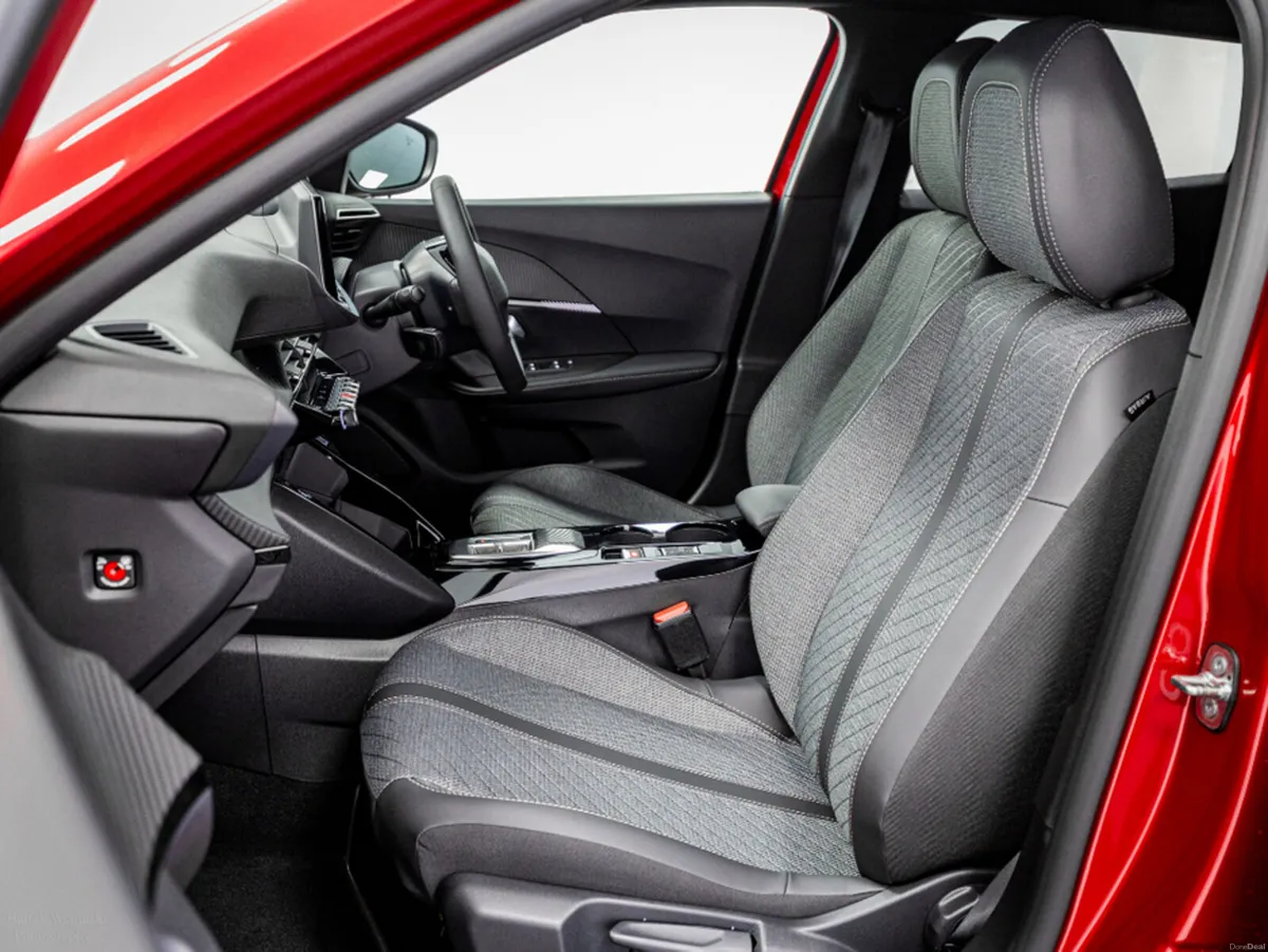 Peugeot 2008 Allure Hybrid Auto 110HP - Inc Gap, C - Image 5