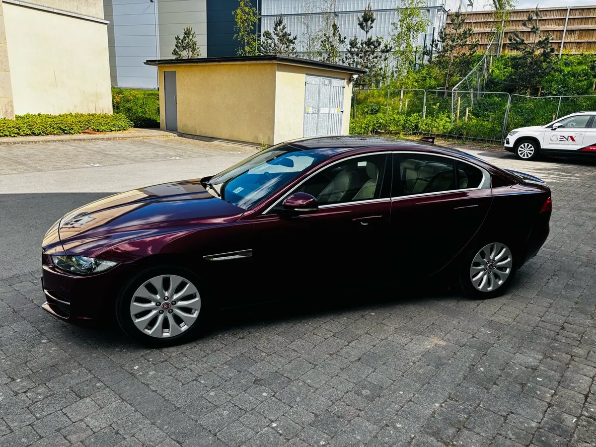 2017 JAGUAR XE 2.0 DIESEL HIGH SPEC - Image 3