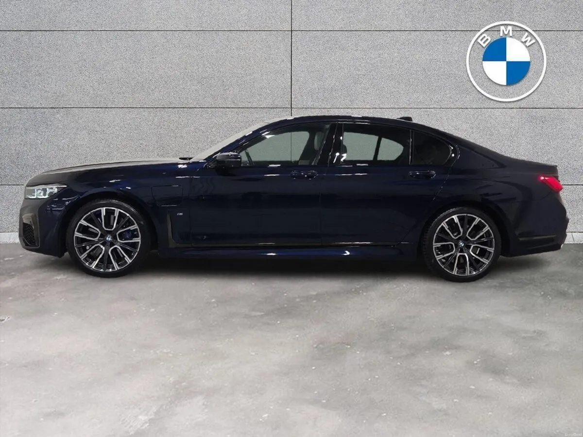 BMW 7-Series 745e M Sport Saloon - Image 4