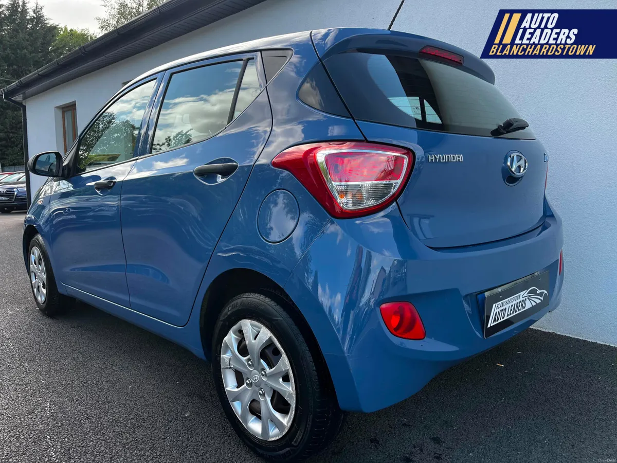 HYUNDAI i10 1.0 CLASSIC 65BHP LOW KM - Image 4