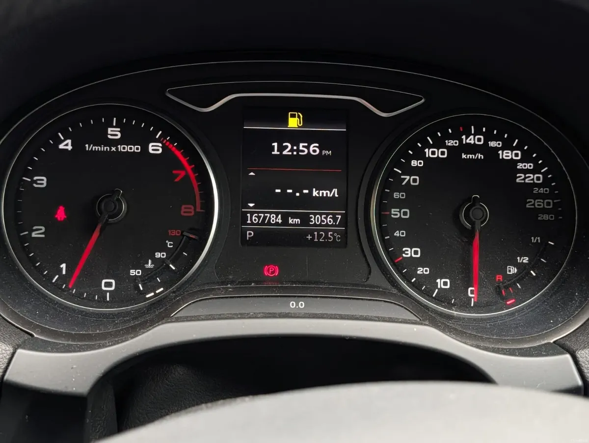 2014  AUDI A3 1.4 PETROL S-TRONIC - Image 4