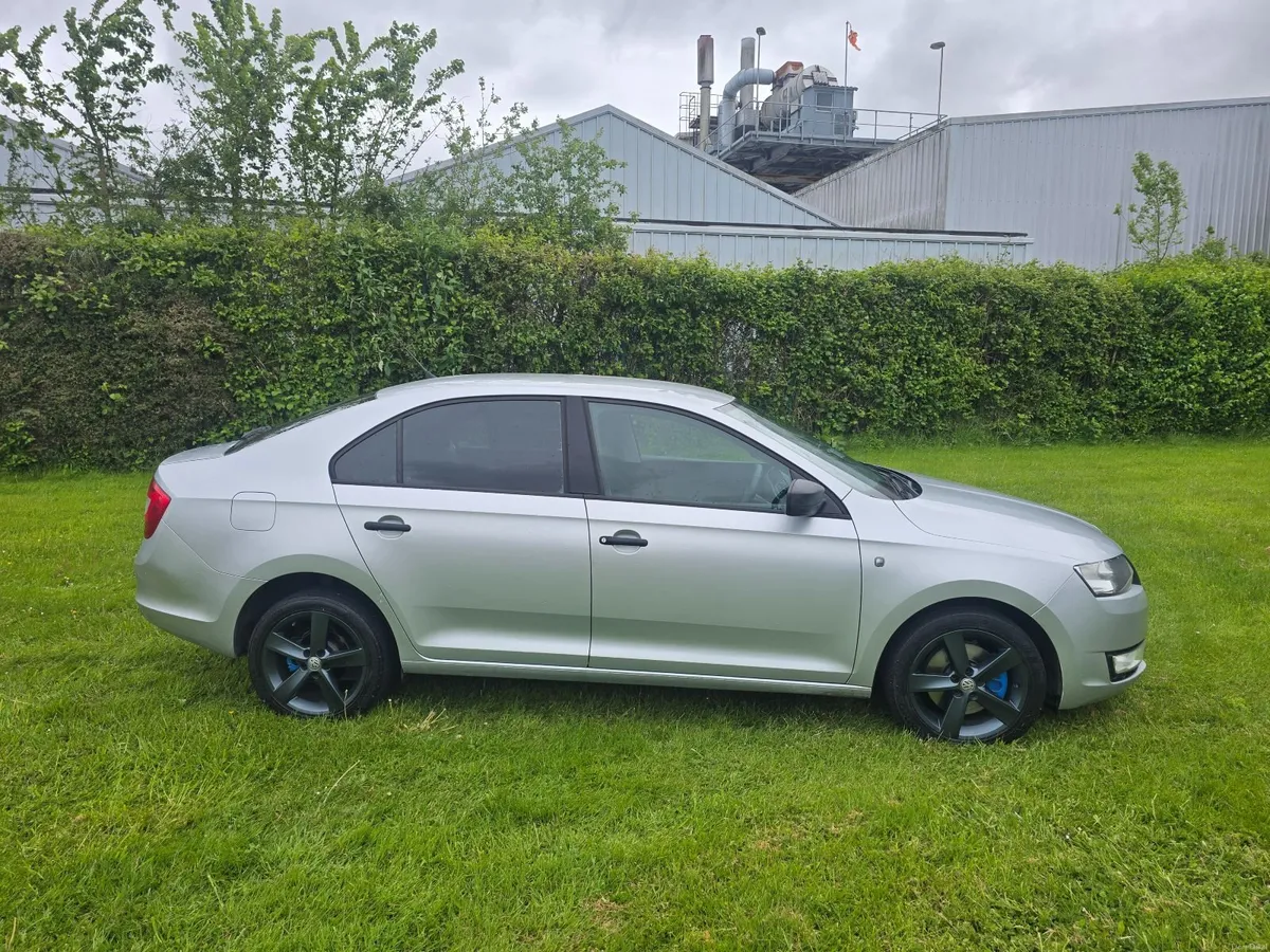 141 Skoda Rapid Limo 1.6 Tdi New Nct Tax Fully Ser - Image 2