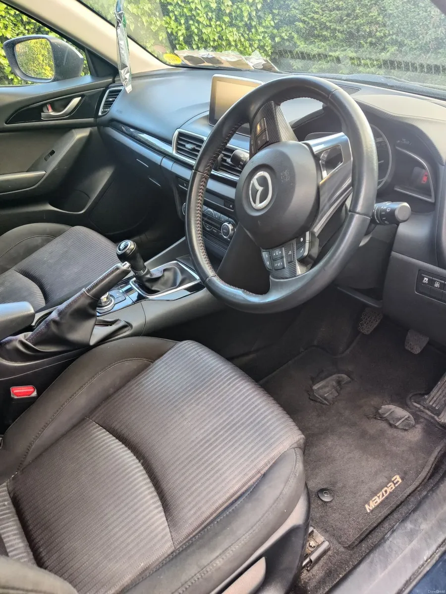 Mazda3 2014 **Read Ad** - Image 3