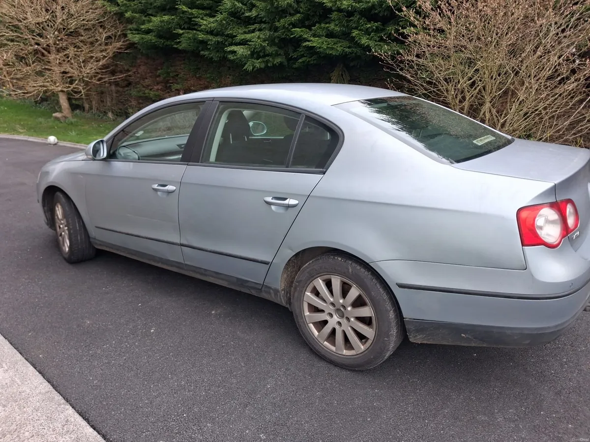 Volkswagen Passat 2008 - Image 3