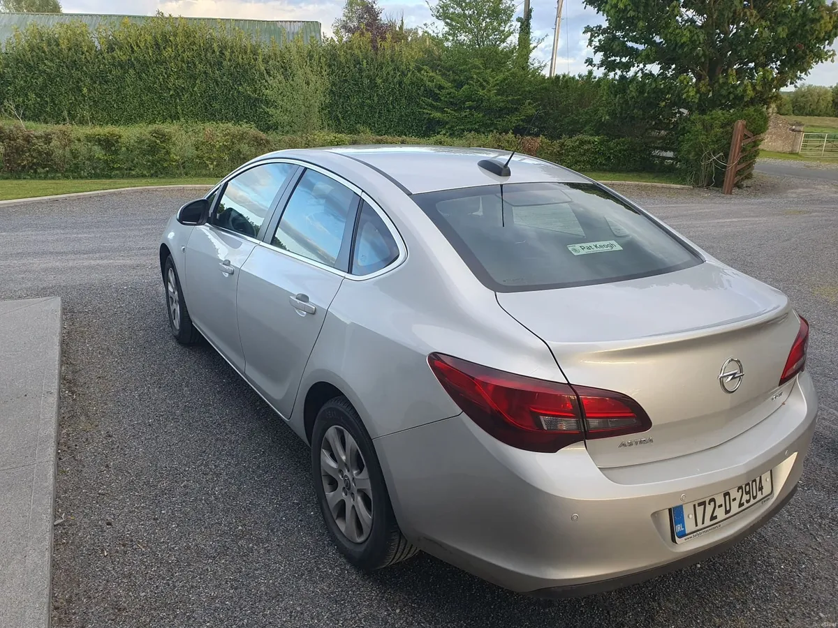 Opel Astra 2017 - Image 4