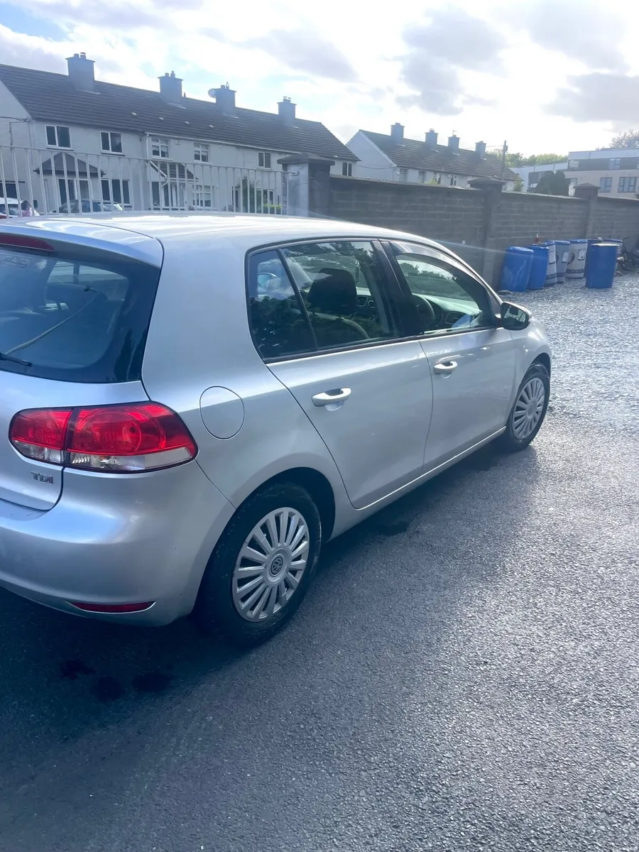 2012 Volkswagen Golf TDI - Image 2