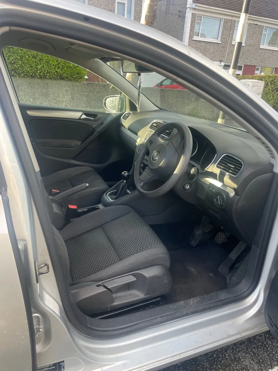 2012 Volkswagen Golf TDI - Image 4