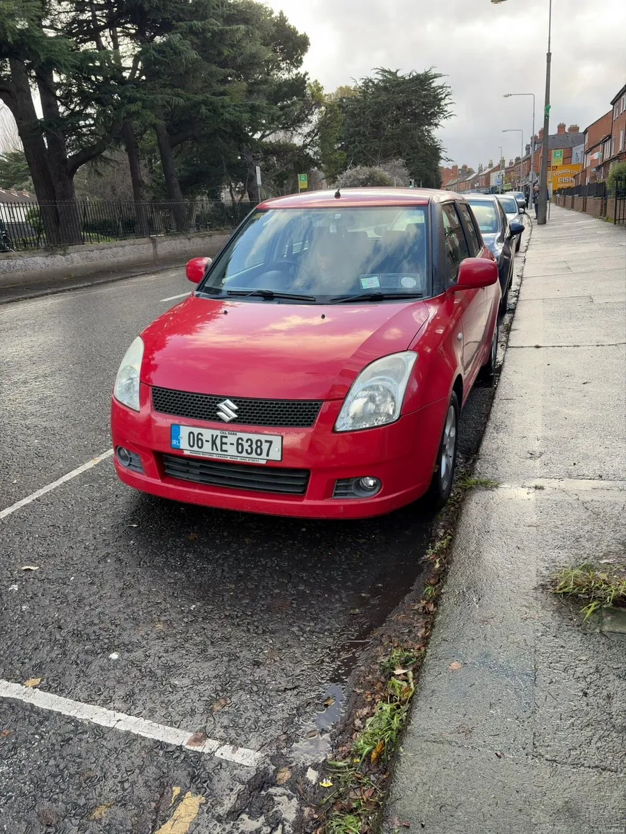 Suzuki Swift 1.3 GLX petrol 2006 - Image 2