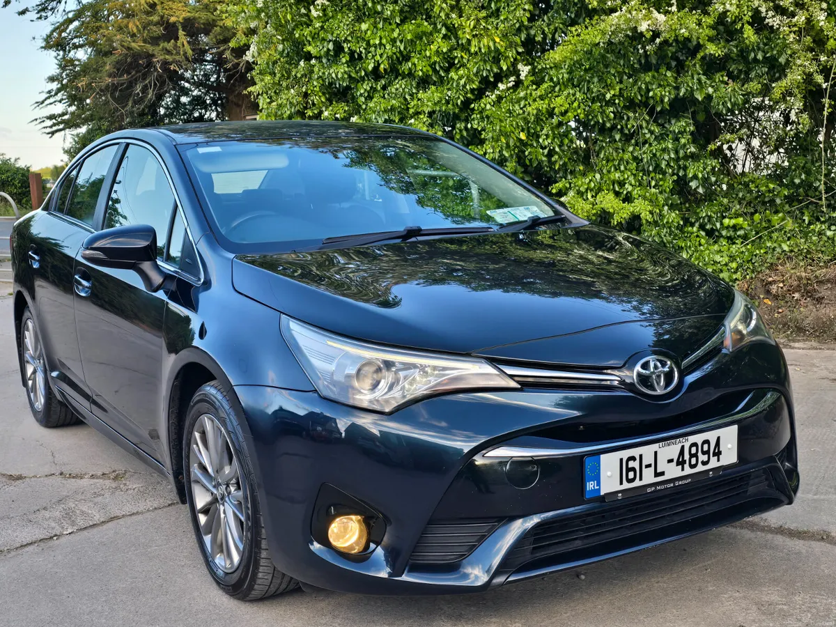 Toyota Avensis 2016 diesel low miles €6990 - Image 3