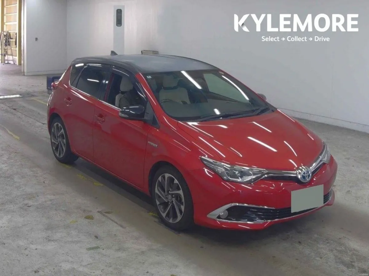Toyota Auris 1.8 HYBRID - RED/BLACK TWO TONE - 17' - Image 1