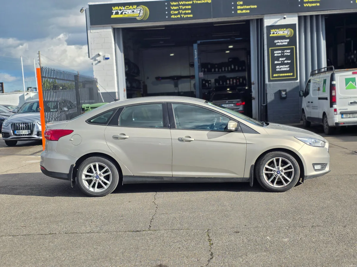 Ford Focus 1.6 TDCI Style - Image 2