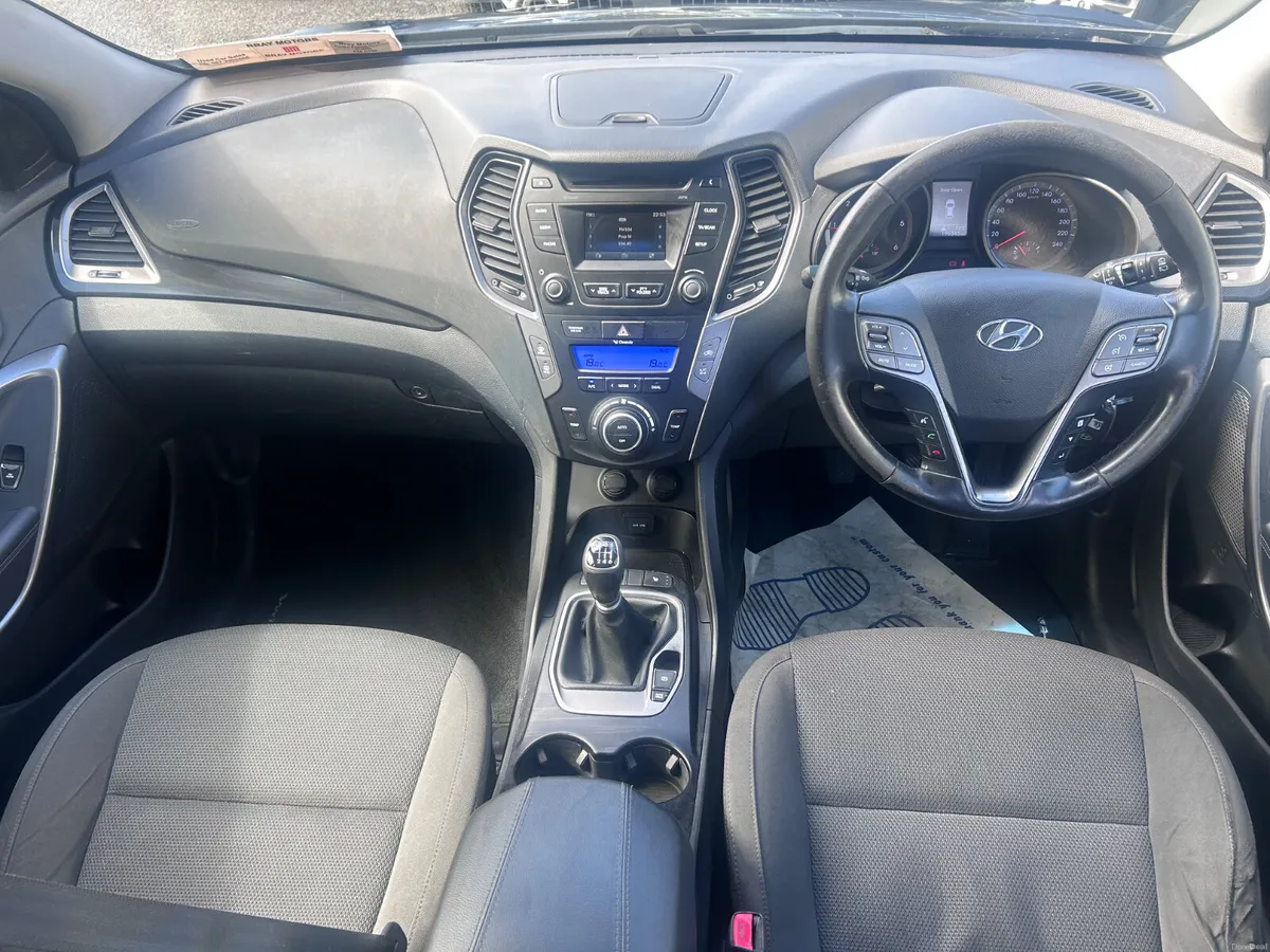 2016 HYUNDAI SANTA FE 4WD EXECUTIVE 7 SEATER - Image 2