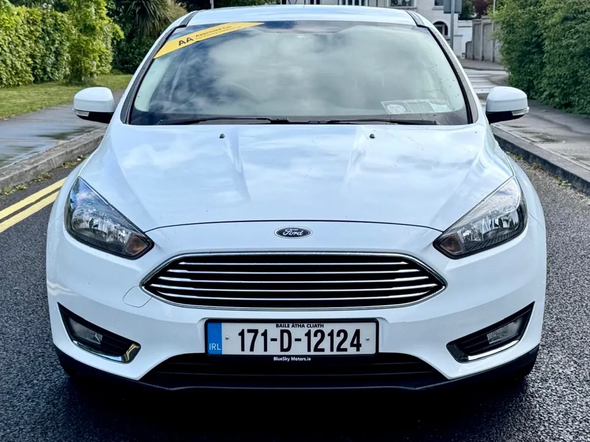 Warranty Ford Focus Titanium 1.0 Petrol Low Miles - Image 2