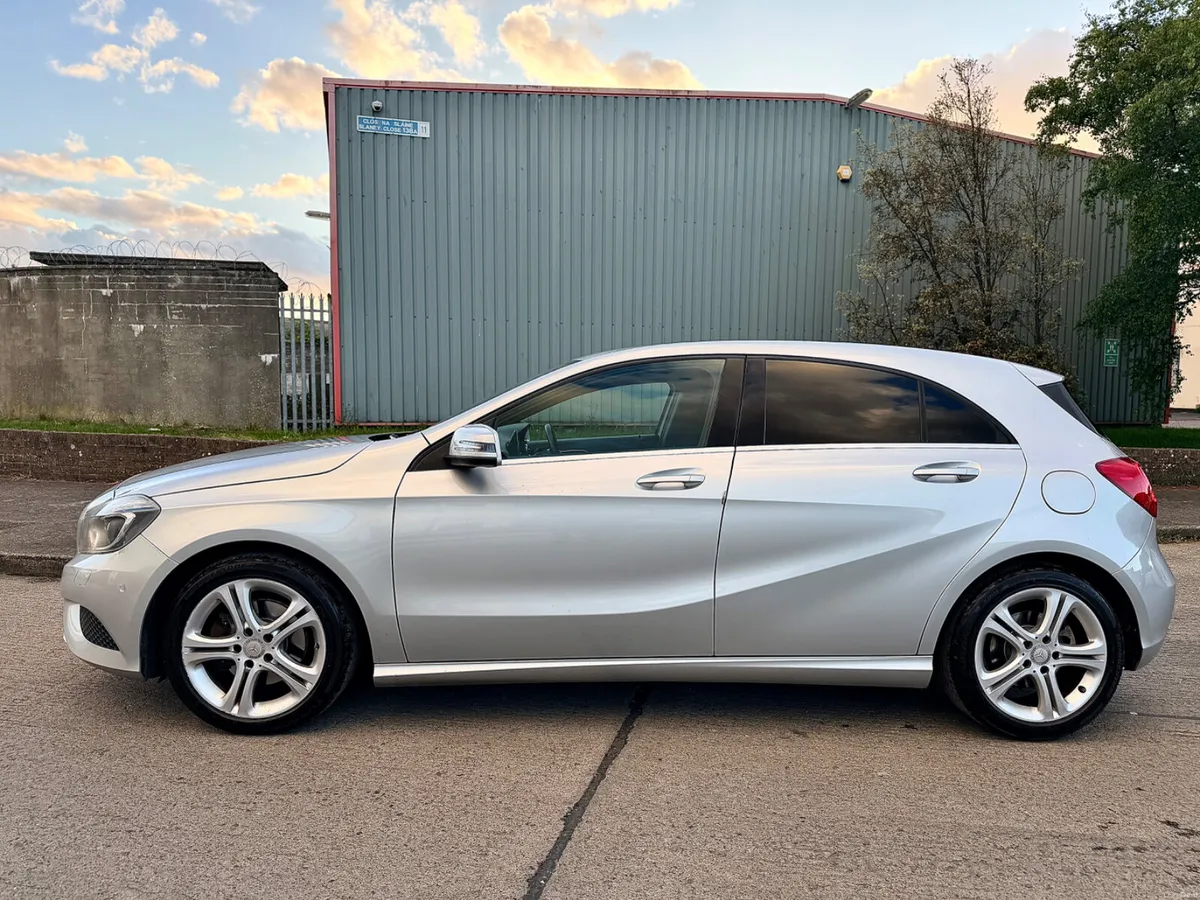 🔴 Mercedes-Benz A-Class Auto 2014 - Image 3
