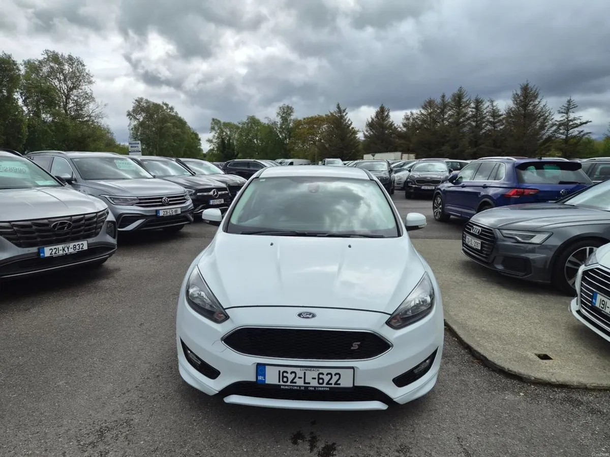 Ford Focus Zetec-s 2.0 150PS 4DR - Image 4