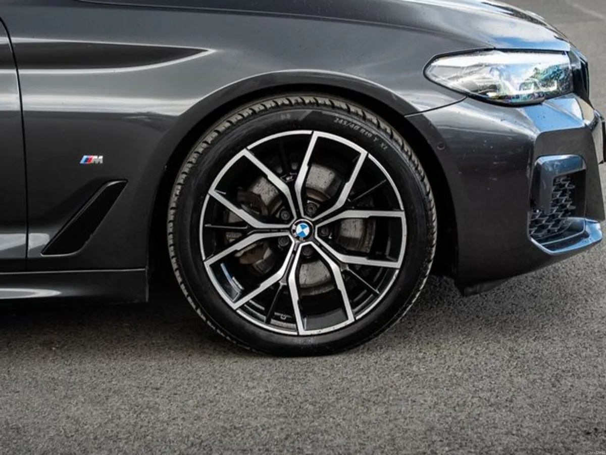 BMW 5-Series 520 D G30 M Sport 4DR Auto - Image 3