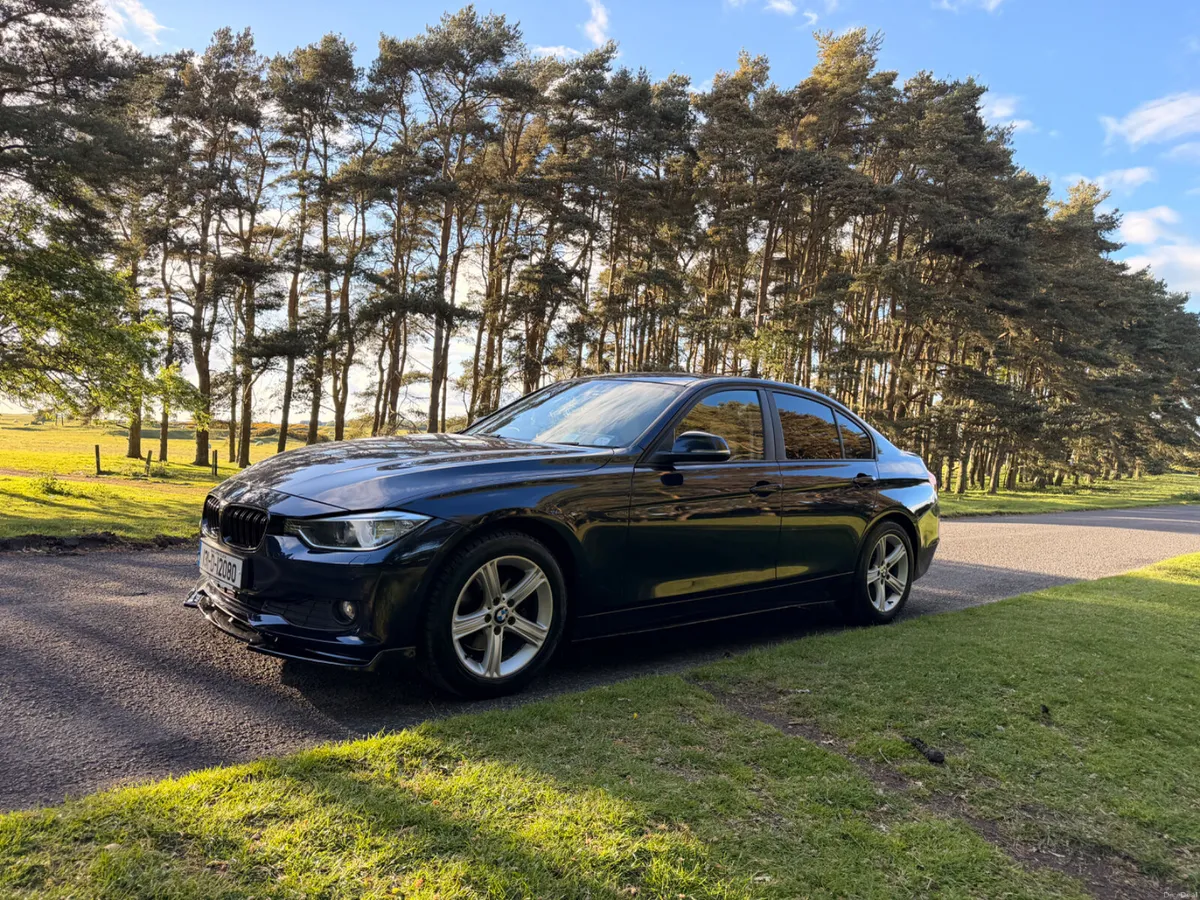 BMW 3-Series 2013 320 Diesel Low KM - Image 3
