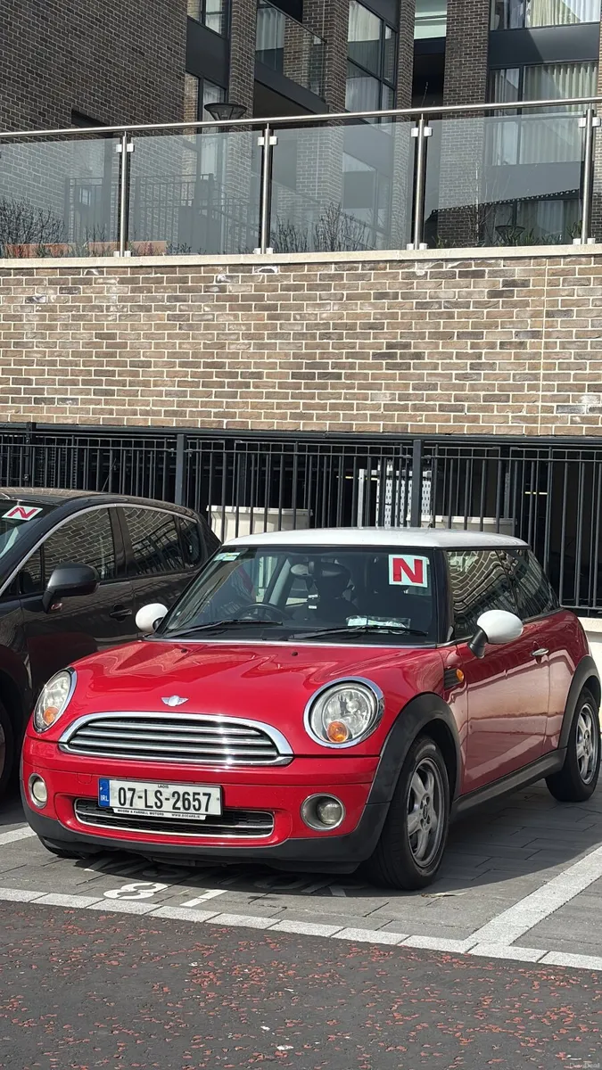 Mini Cooper 2007 - Image 1