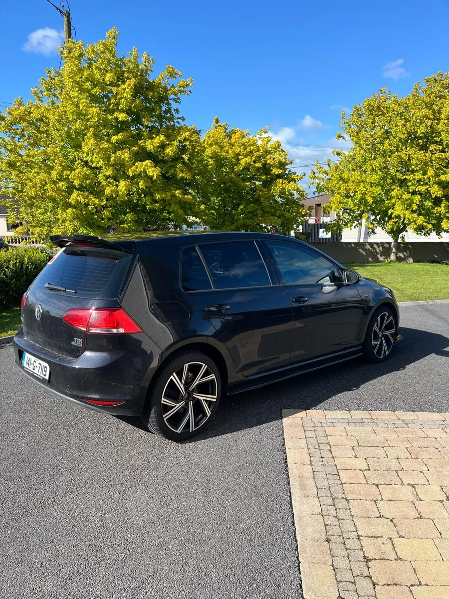Volkswagen Golf - Image 2