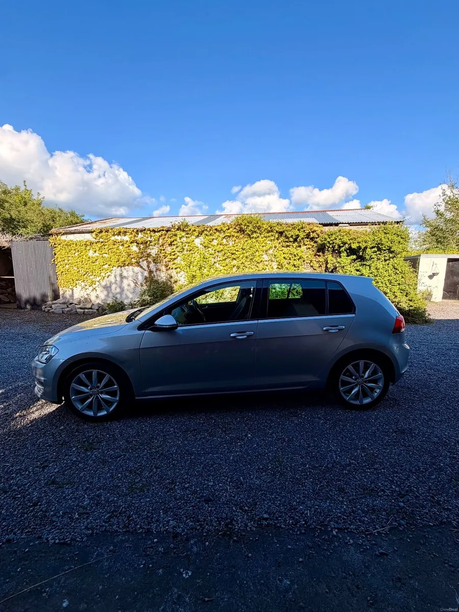 Volkswagen Golf 2016 - Image 2