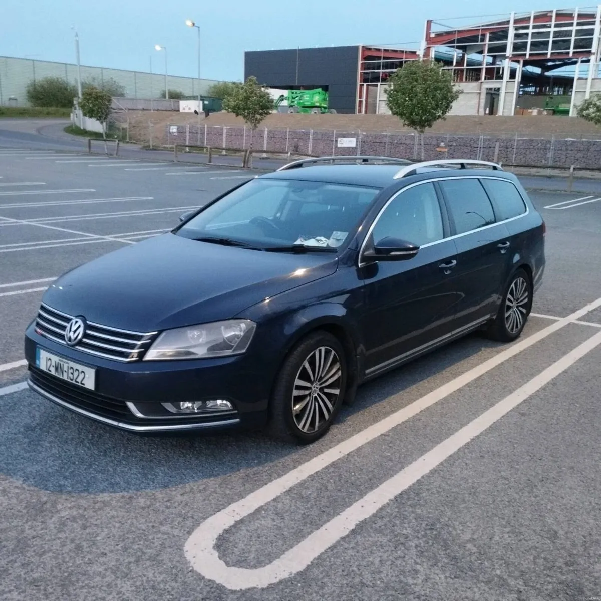 Volkswagen Passat Estate Bluemotion 2012 - Image 1