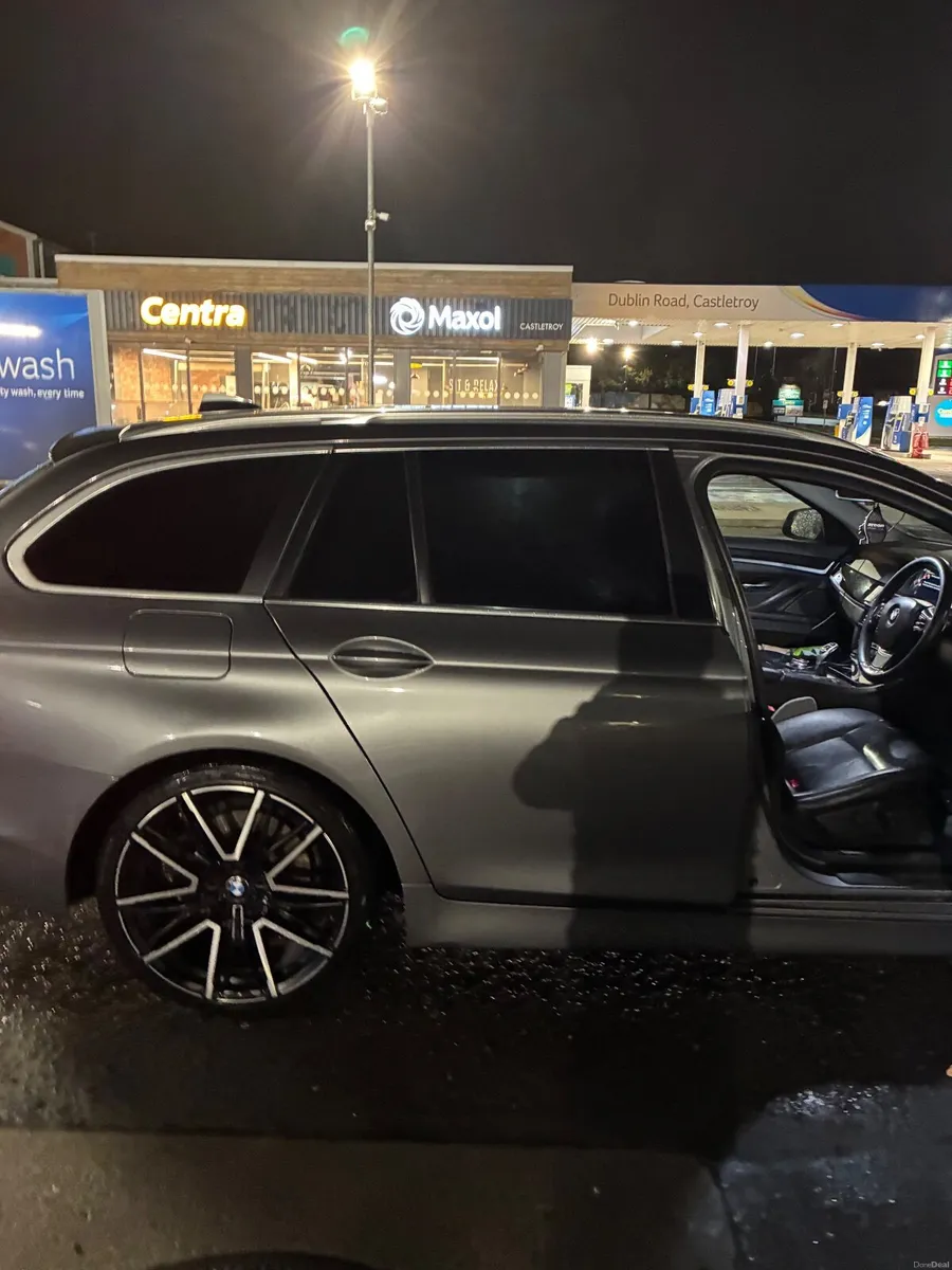 BMW 5-Series 2013 - Image 4