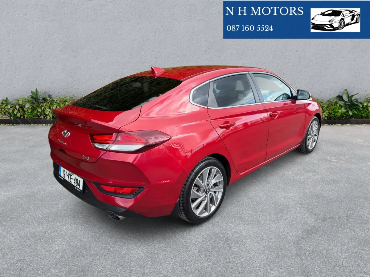Hyundai i30 2019 FASTBACK DELUXE 1.0 T - Image 4