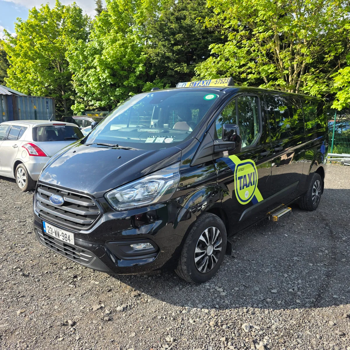 Ford Transit Custom 2023 Automatic Wheelchair Taxi - Image 3