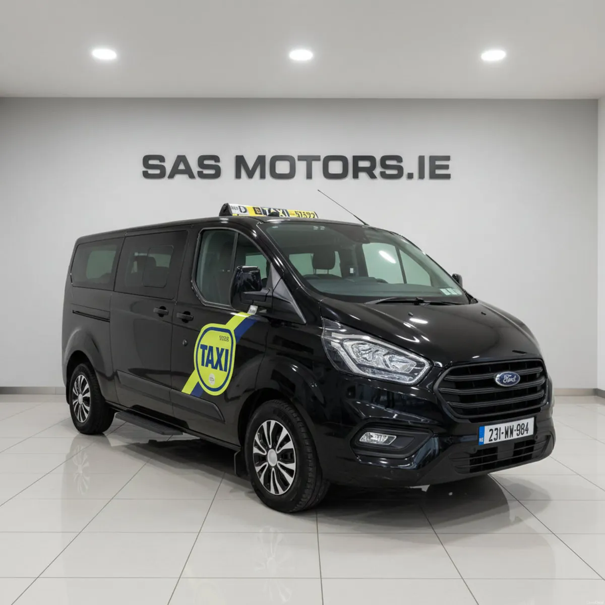 Ford Transit Custom 2023 Automatic Wheelchair Taxi - Image 1
