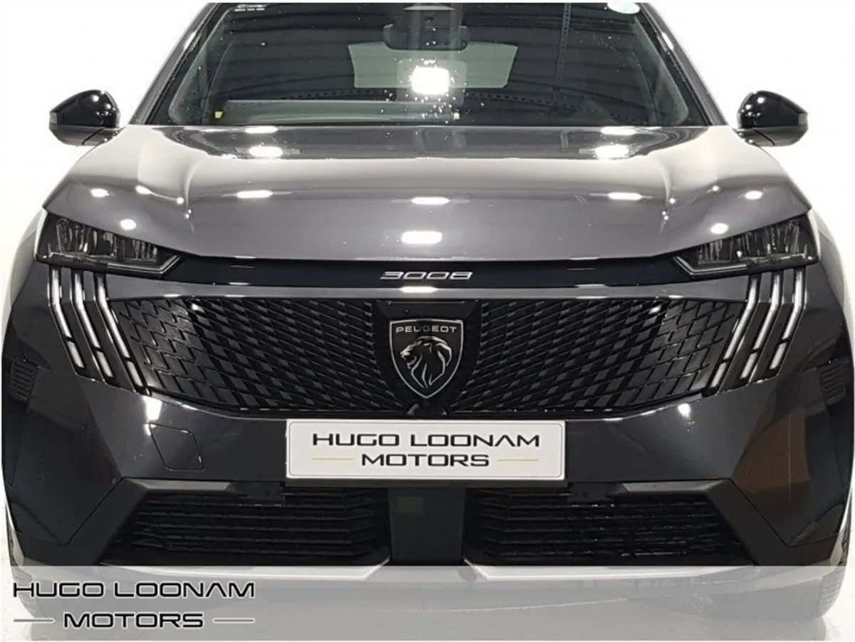 Peugeot 3008 STD ALLURE 73KWH 210BHP - Image 2