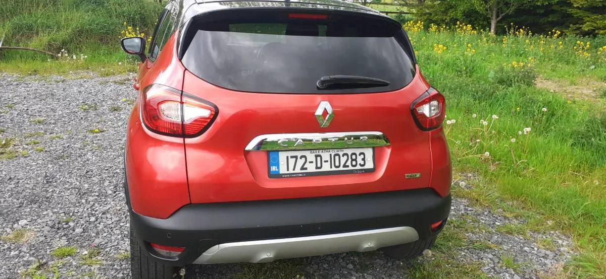 Car for sale - Image 2