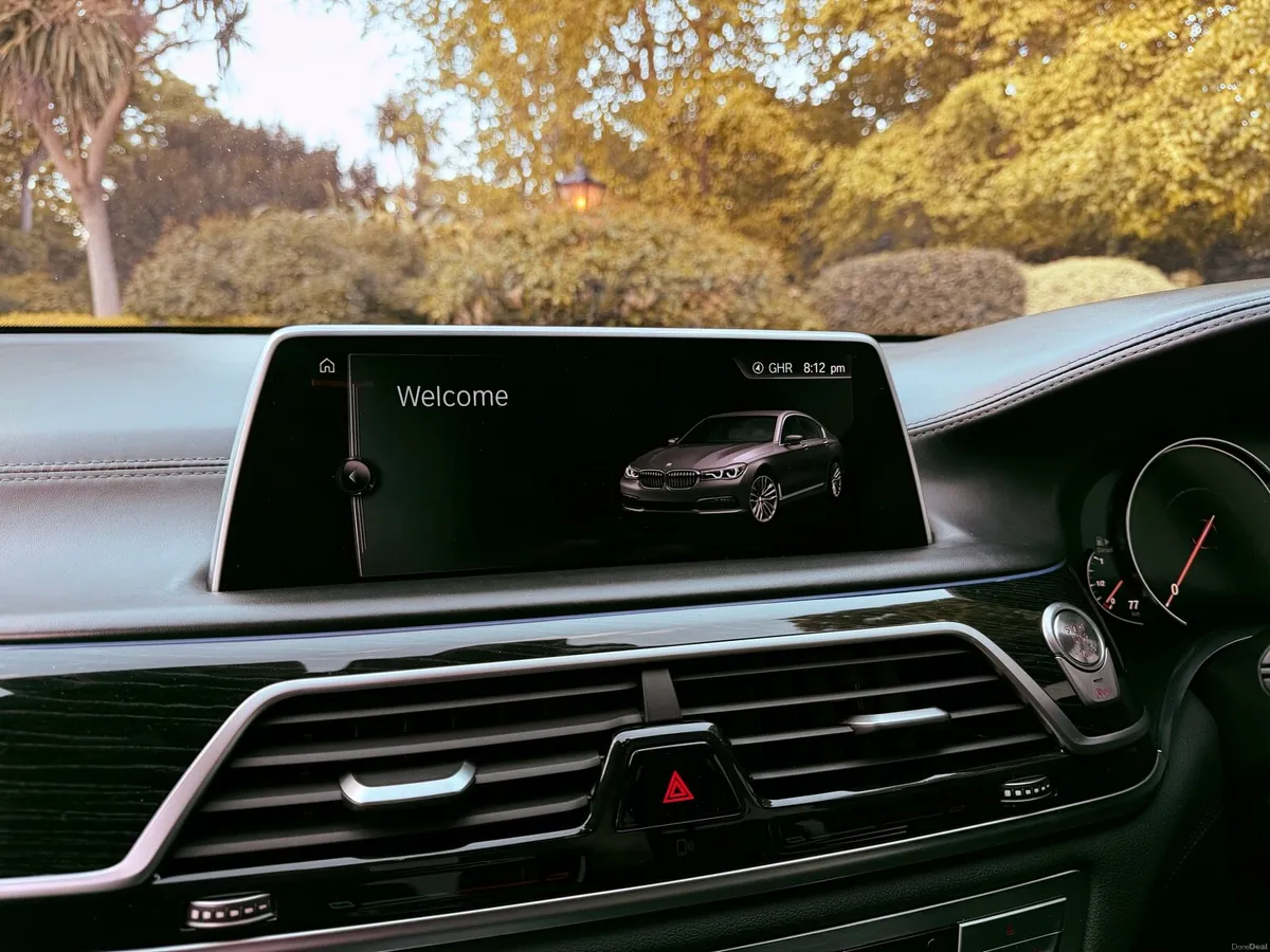 Stunning BMW 7-Series 2016 - Image 6