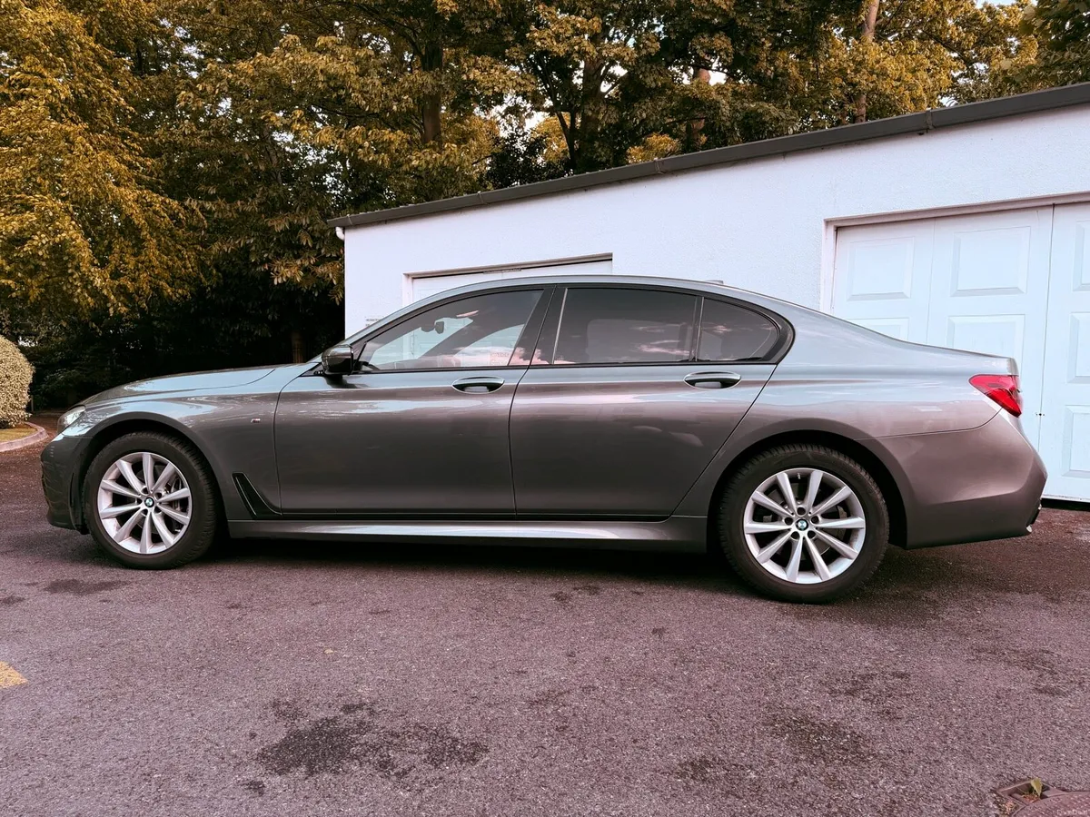 Stunning BMW 7-Series 2016 - Image 3