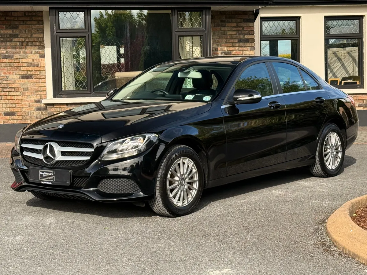Immaculate 151 Mercedes-Benz C220d! - Image 3
