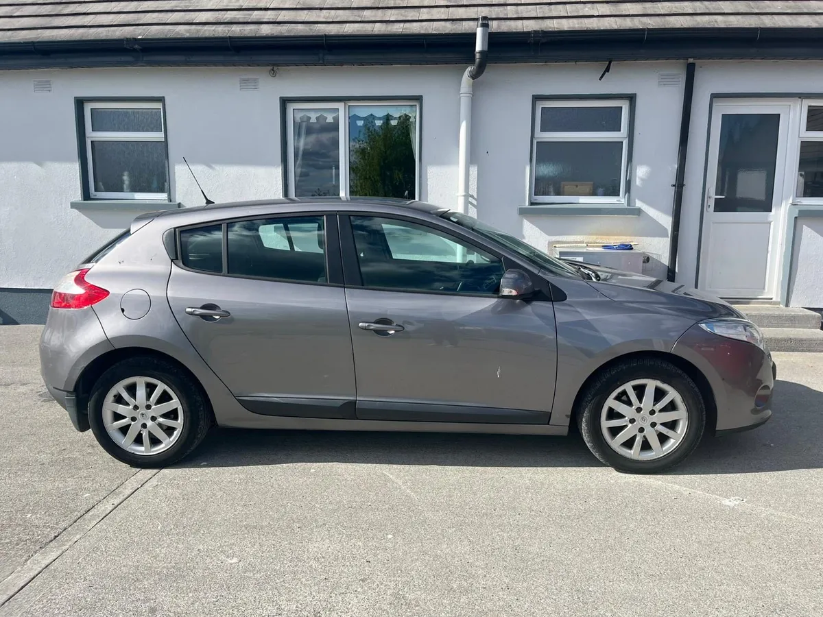 Renault Megane - Image 2